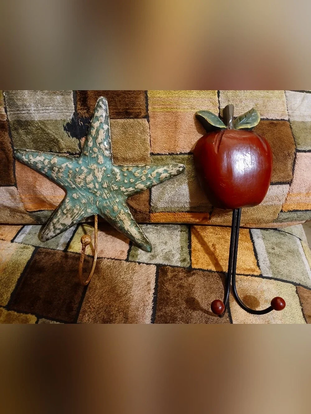 Rustic Red Apple Wall Hook - Decorative Star Hook